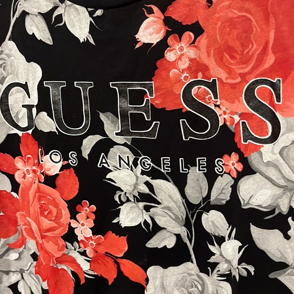 Guess Floral Print Graphic T-Shirt Size large - Picture 2 of 4
